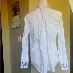 Topshop Button Down Dress Shirt White Black Embroidered “New York” Size 6 Small